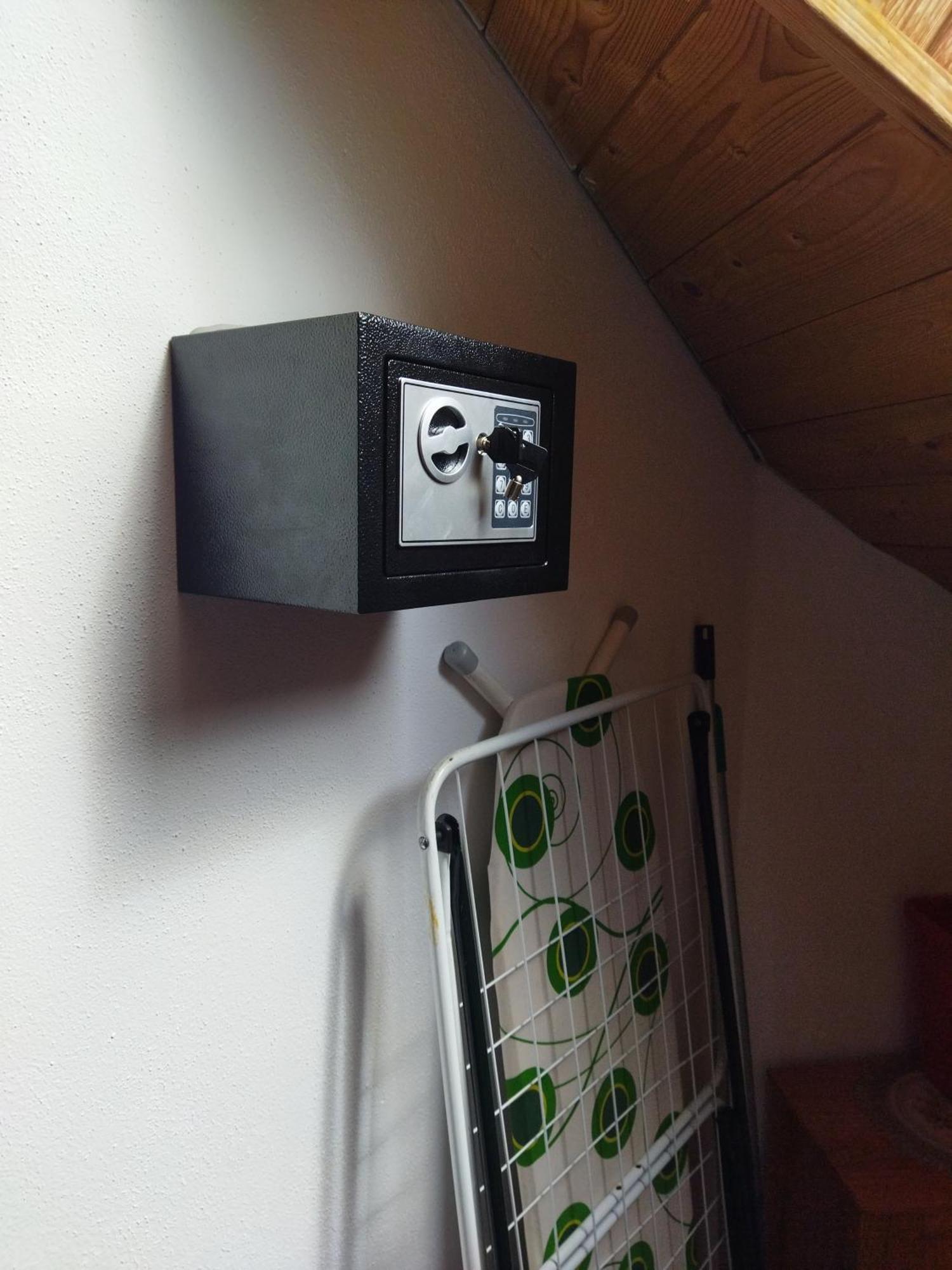 Aussergewoehnliche Atelierferienwohnung Mit Balkon An Der Donau Winzer Buitenkant foto