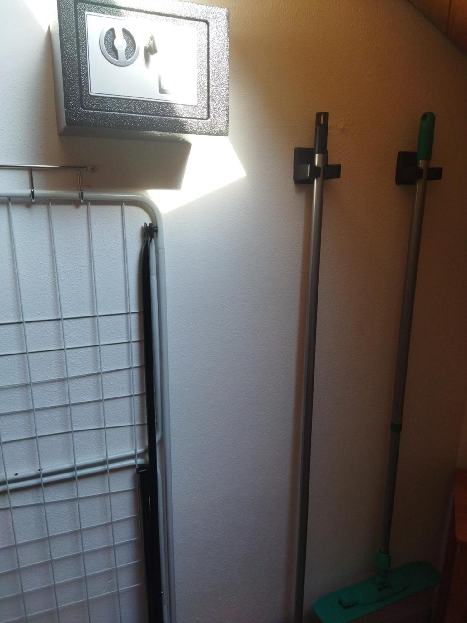 Aussergewoehnliche Atelierferienwohnung Mit Balkon An Der Donau Winzer Buitenkant foto